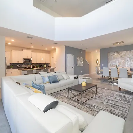 2738We Villa 5 Bed/5 Ba